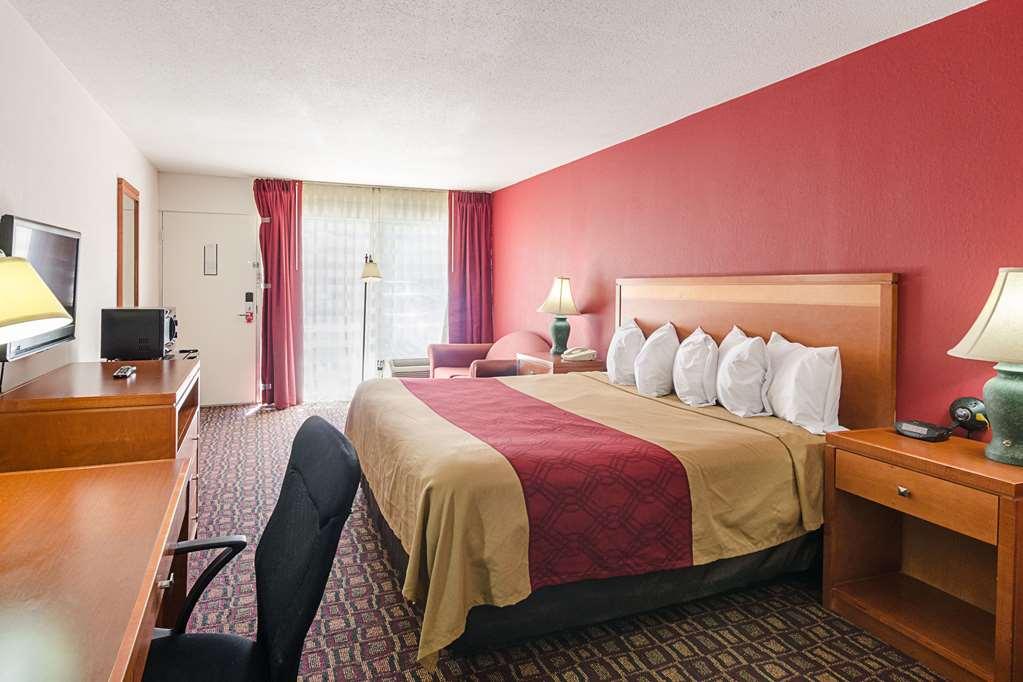 Econo Lodge Martinsville Quarto foto